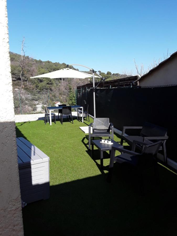 Apartament F1 Avec Un Espace Jardin Gattières Zewnętrze zdjęcie